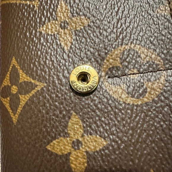 LOUIS VUITTON Monogram Portofeuil Sarah Flap Purse Brown PVC Leather! - Picture 9 of 10